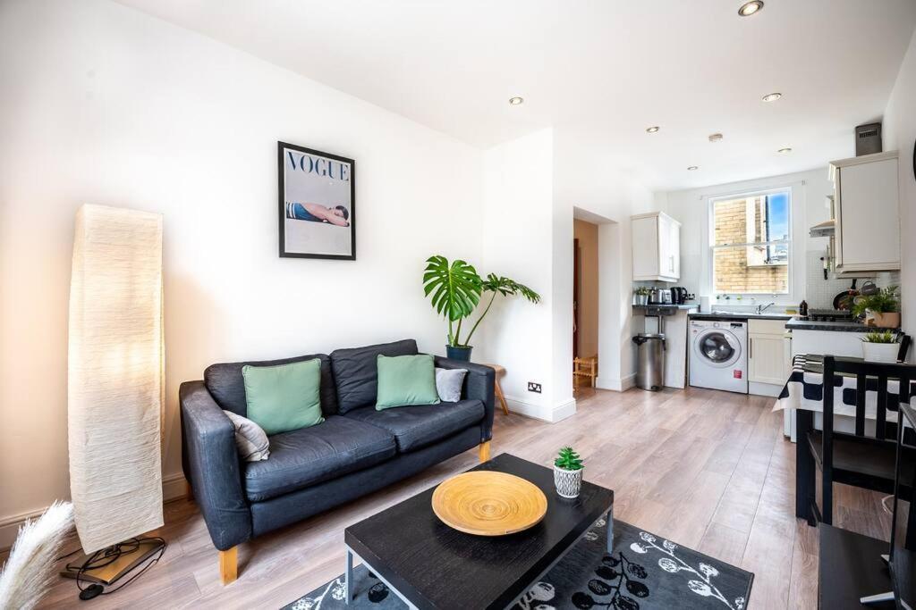 Cosy Flat In Central Ldn Payment To The Host Lägenhet London Exteriör bild