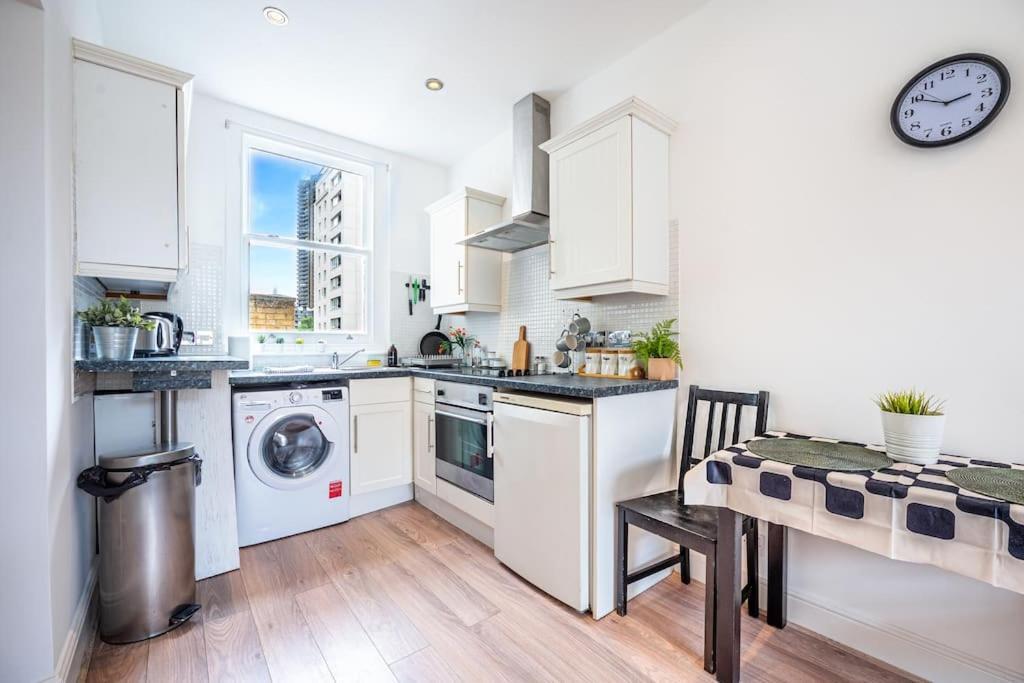 Cosy Flat In Central Ldn Payment To The Host Lägenhet London Exteriör bild